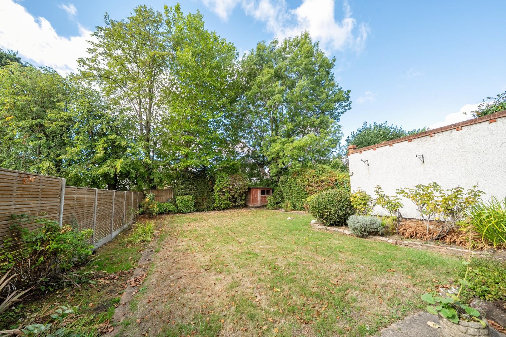 Lawrence Court, Mill Hill, NW7, London